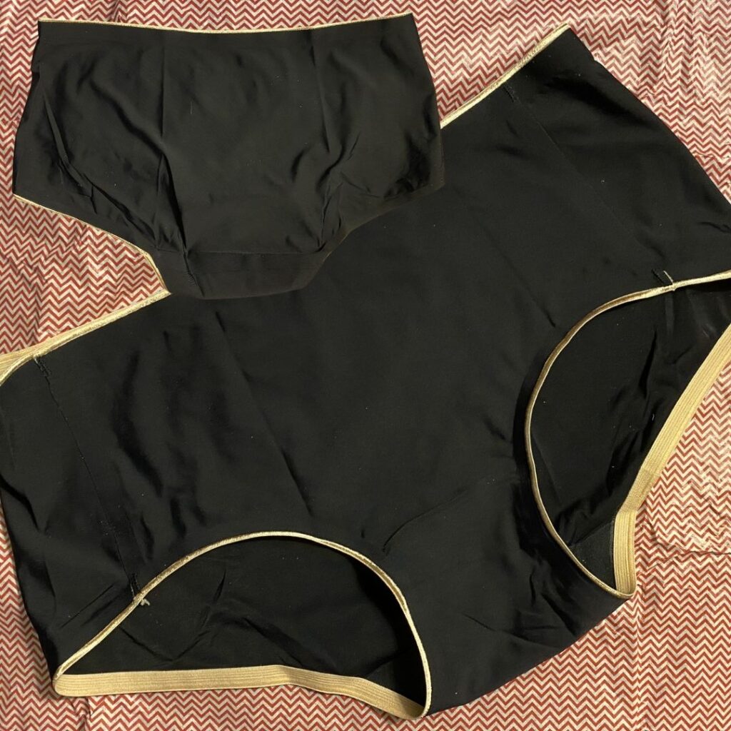 All black with beige liningby - by: Wilshire & Montana All black with beige liningby - by: Wilshire & Montana