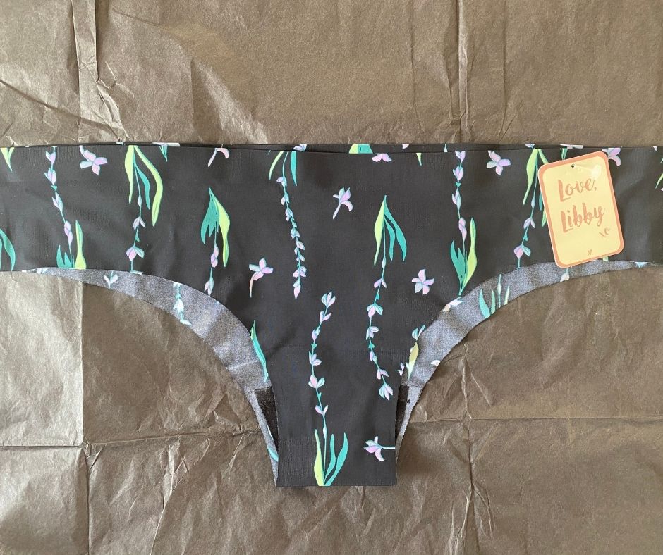 The bonus black underwear The bonus black underwear